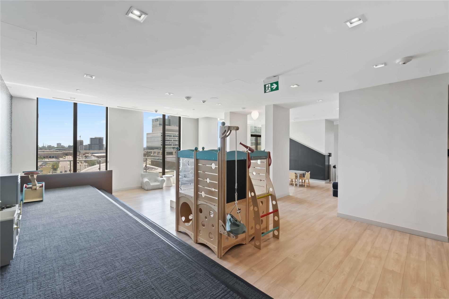 950 Portage Parkway, #4701