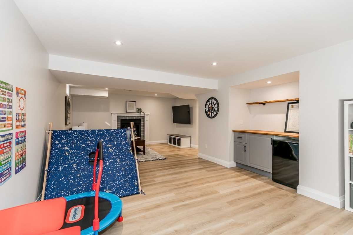 7 Watson Drive