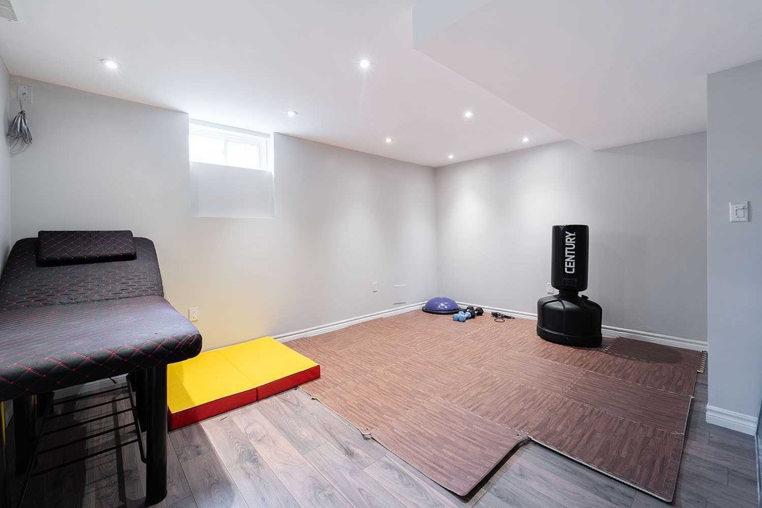 5 Greenan Rd