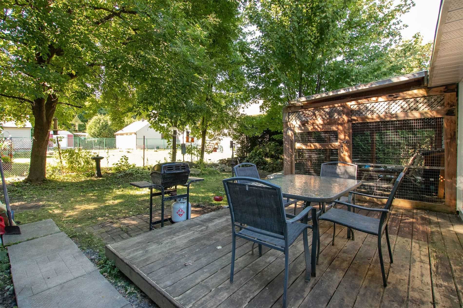 711 Innisfil Beach Rd