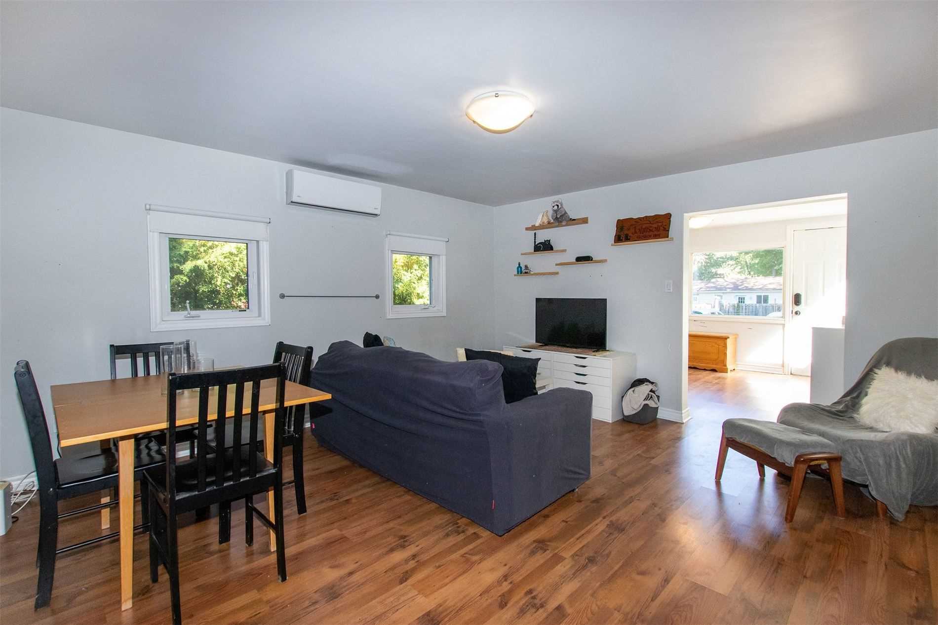 711 Innisfil Beach Rd