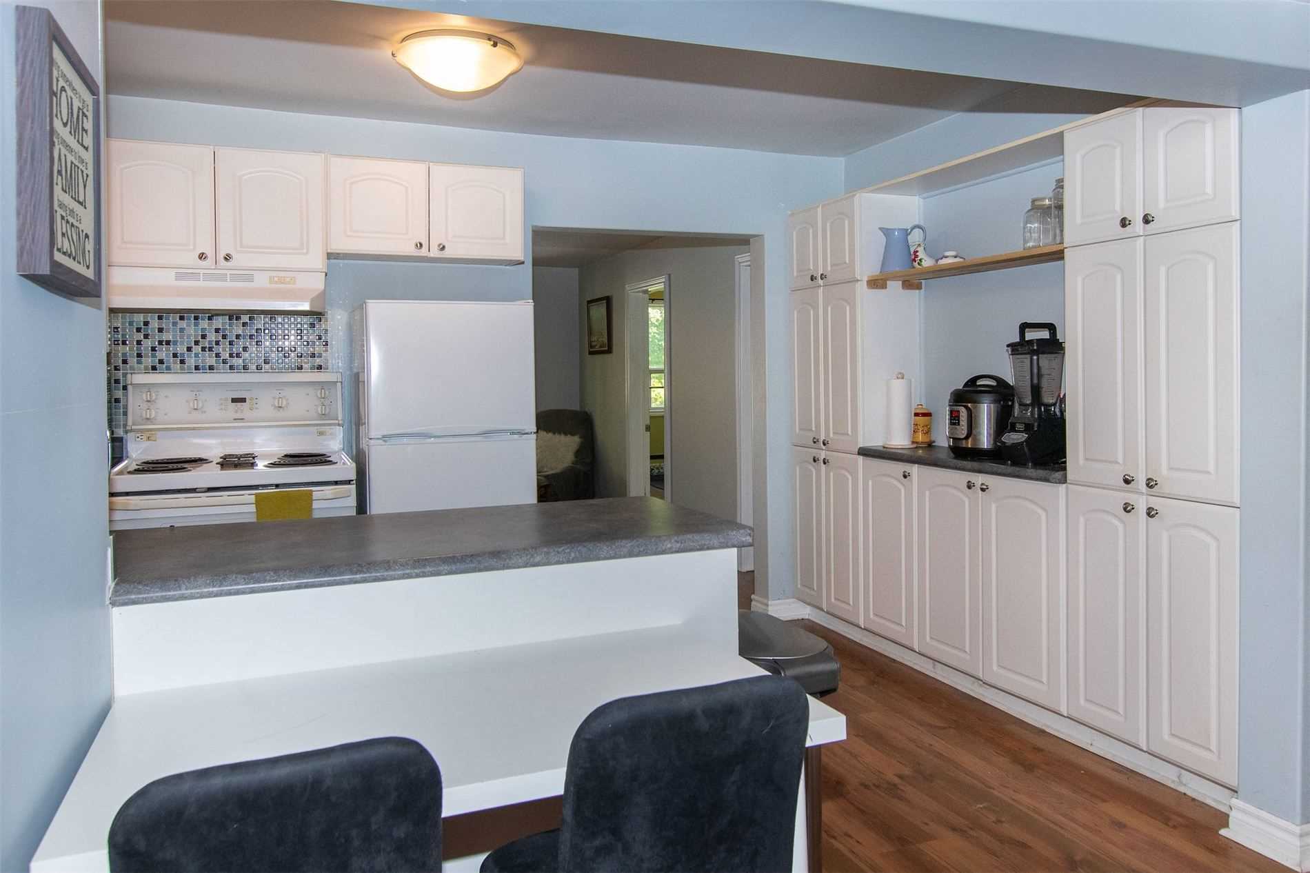 711 Innisfil Beach Rd