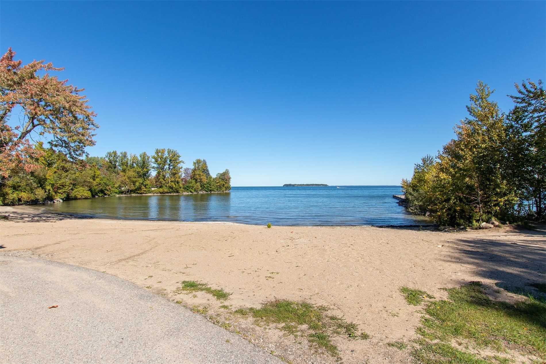 711 Innisfil Beach Rd