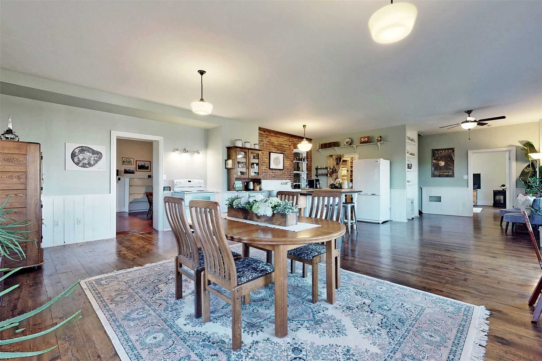 13239 Concession 5 Rd