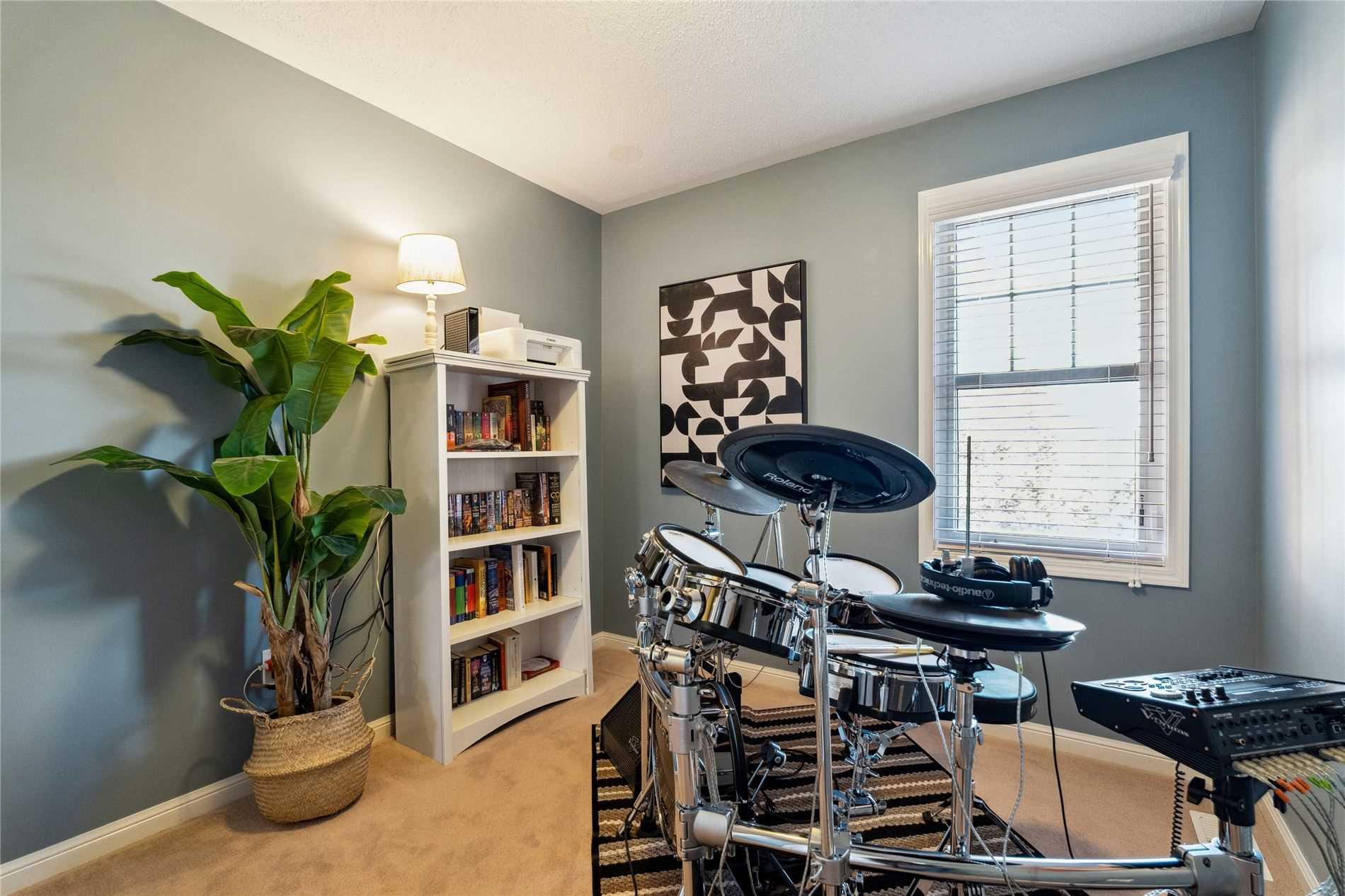 254 Riverlands Ave, Markham
