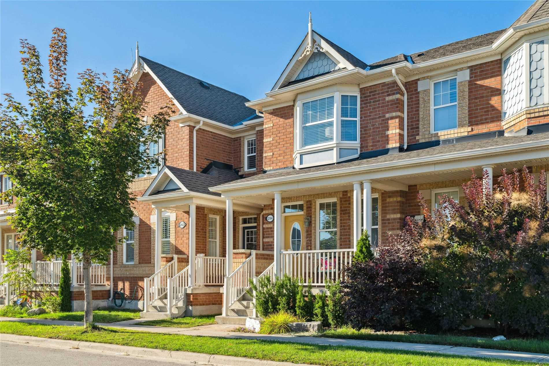 254 Riverlands Ave, Markham
