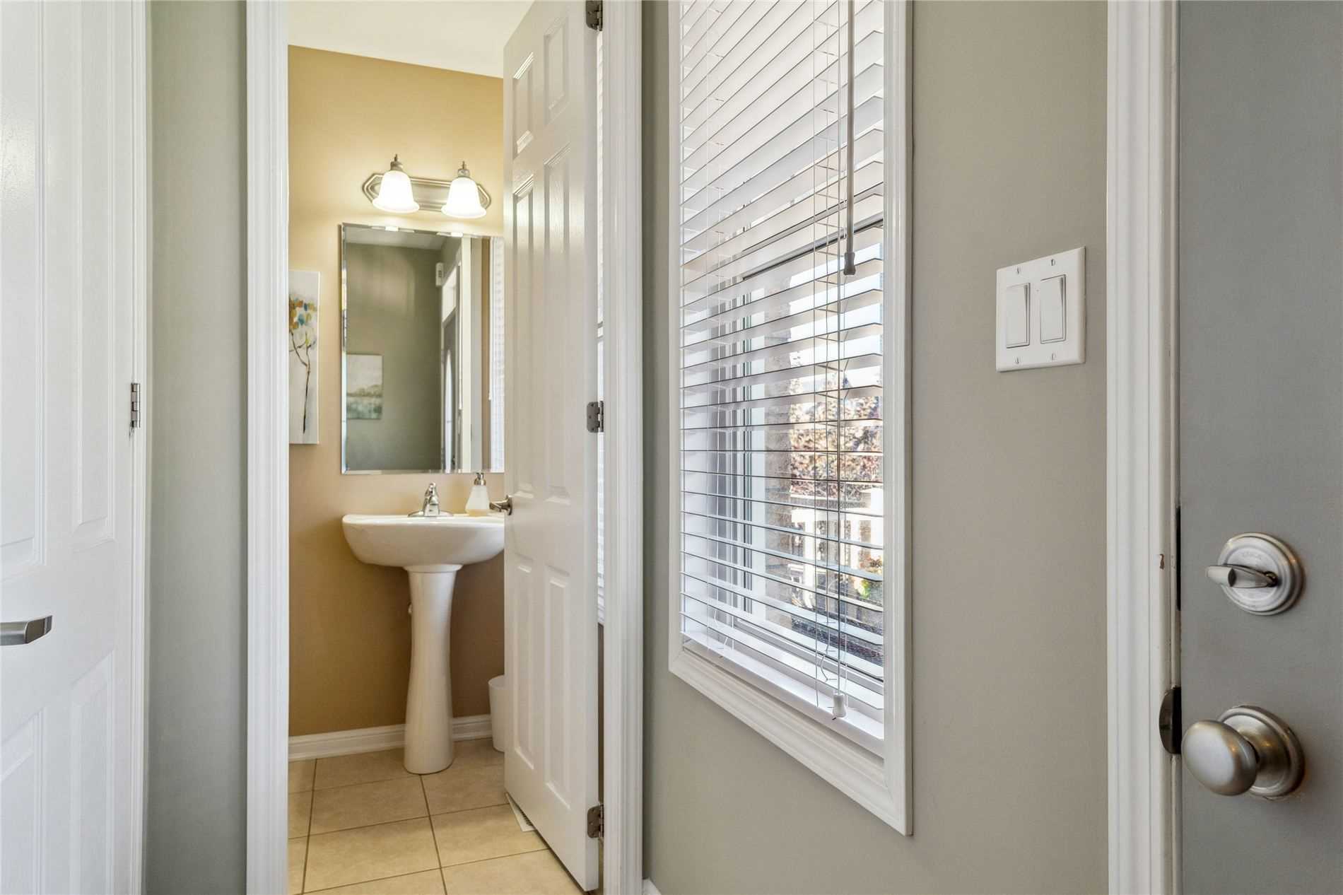254 Riverlands Ave, Markham