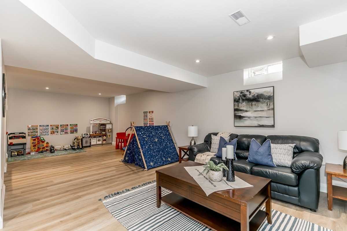 7 Watson Drive