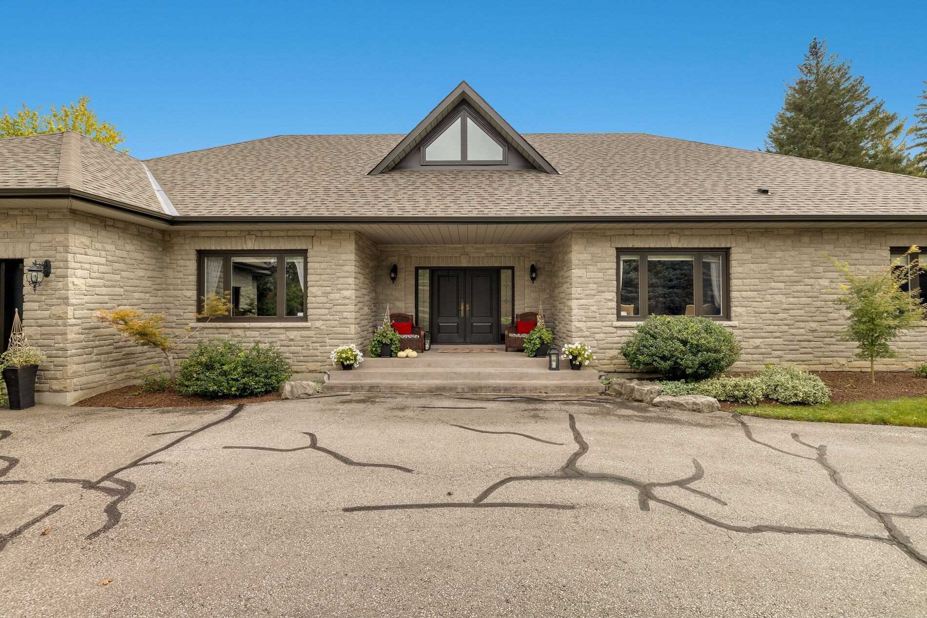 5775 Kirby Rd