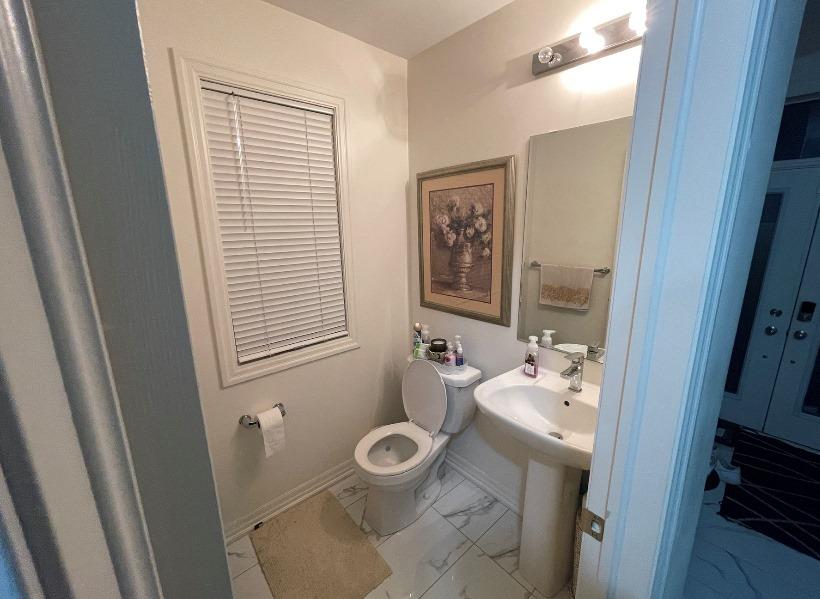 63 Tango Cres