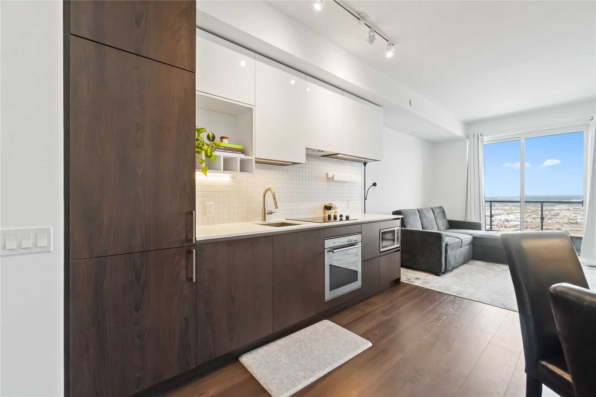 950 Portage Parkway, #4701