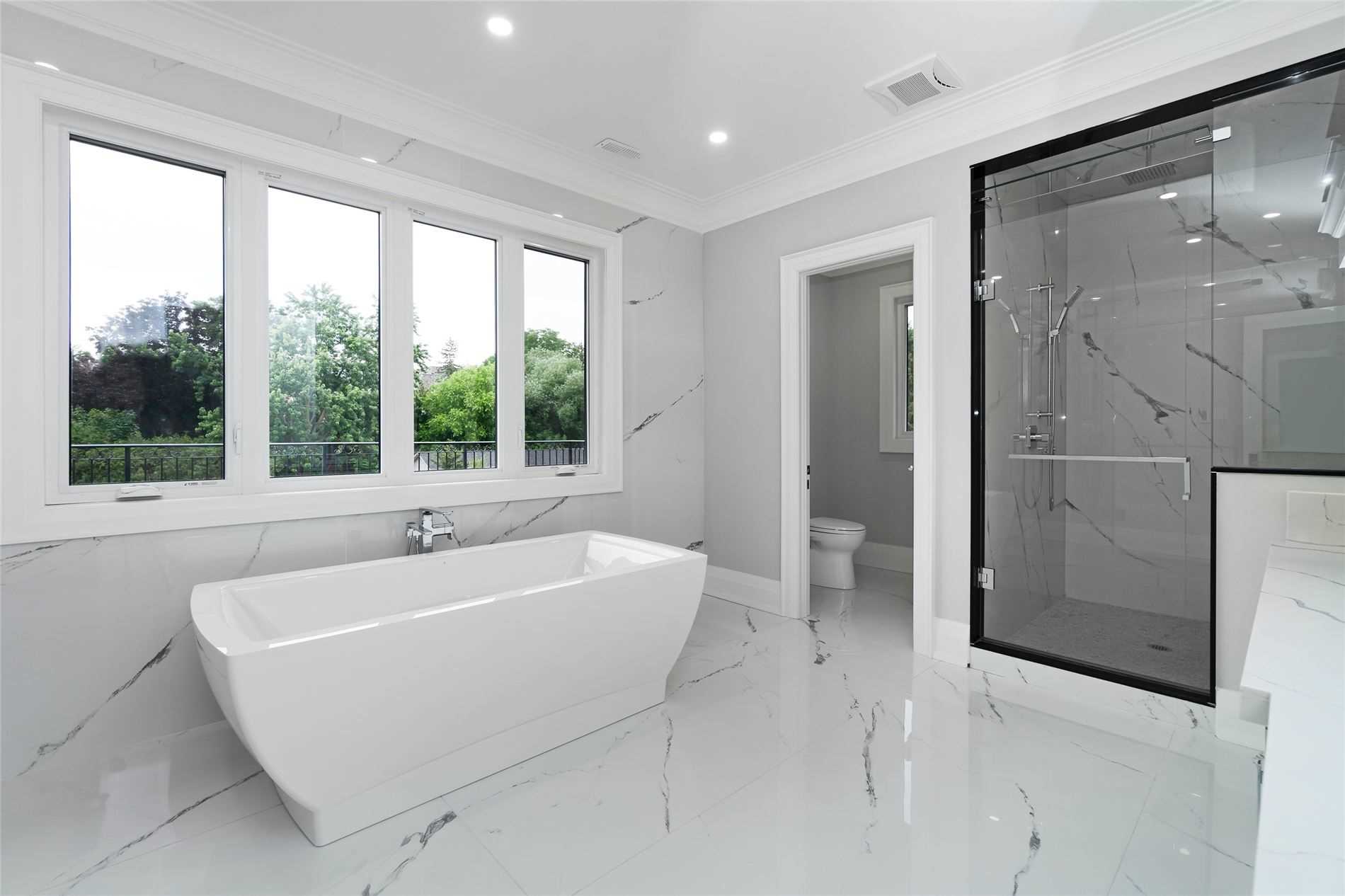 70 Langstaff Rd W