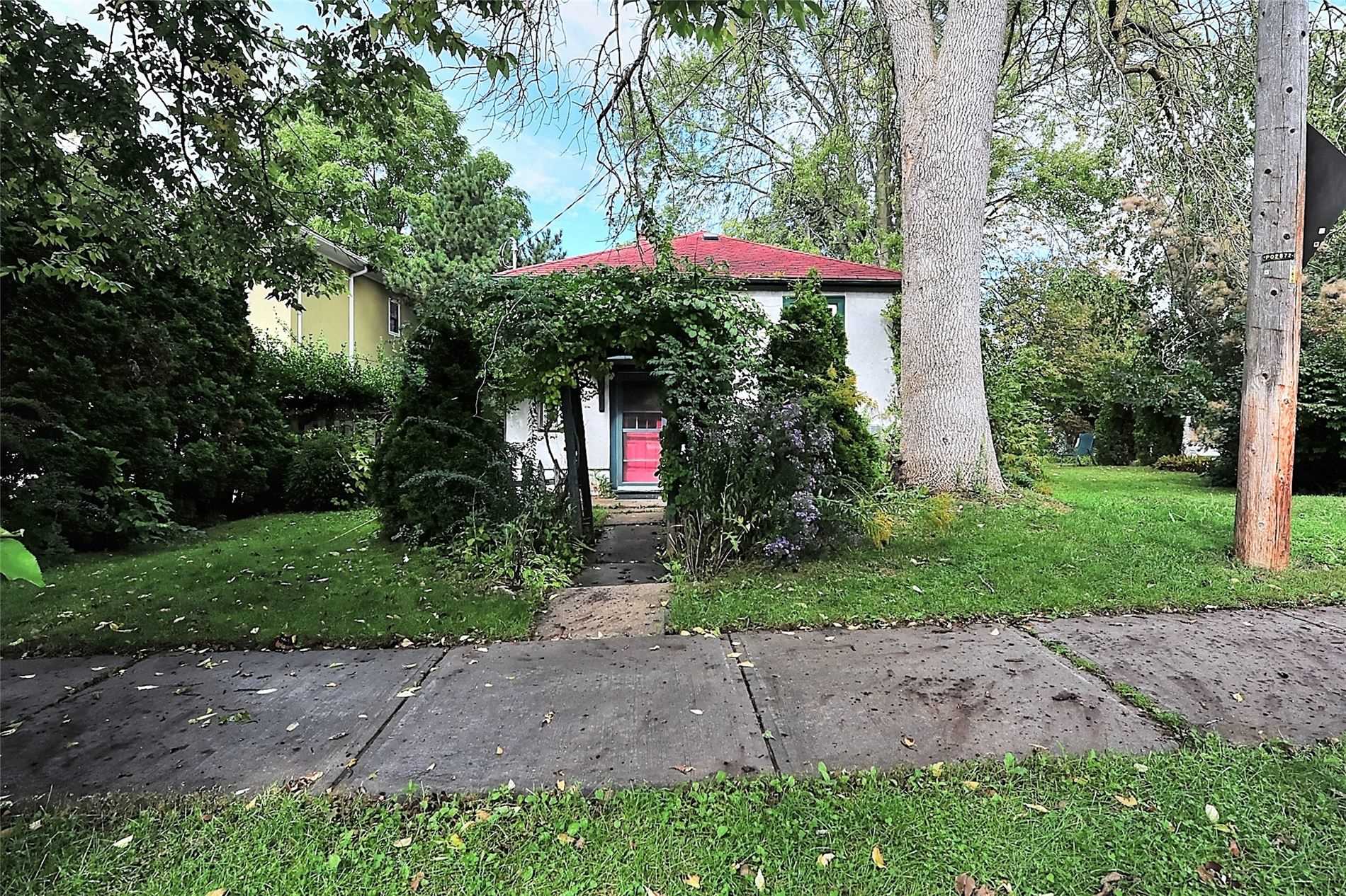 769 Arthur St, Newmarket