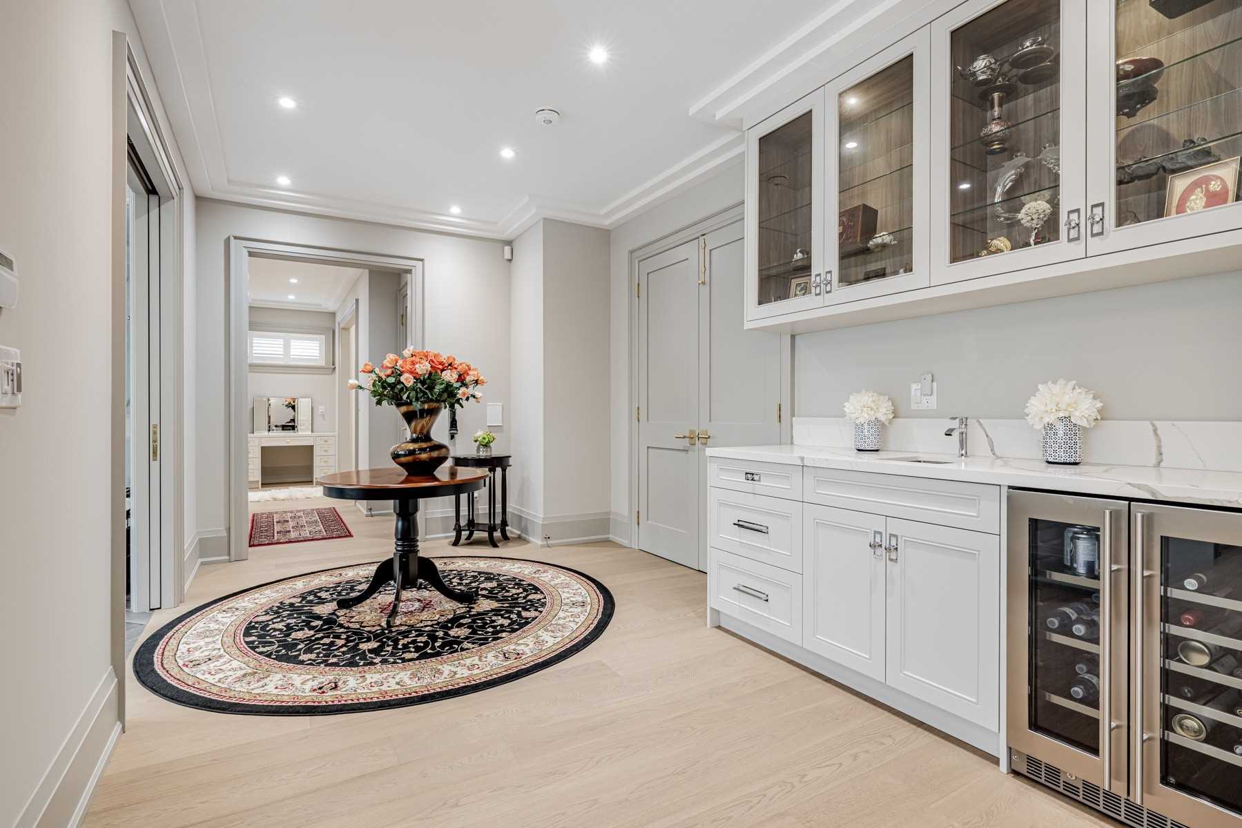 38 Dunn Dr