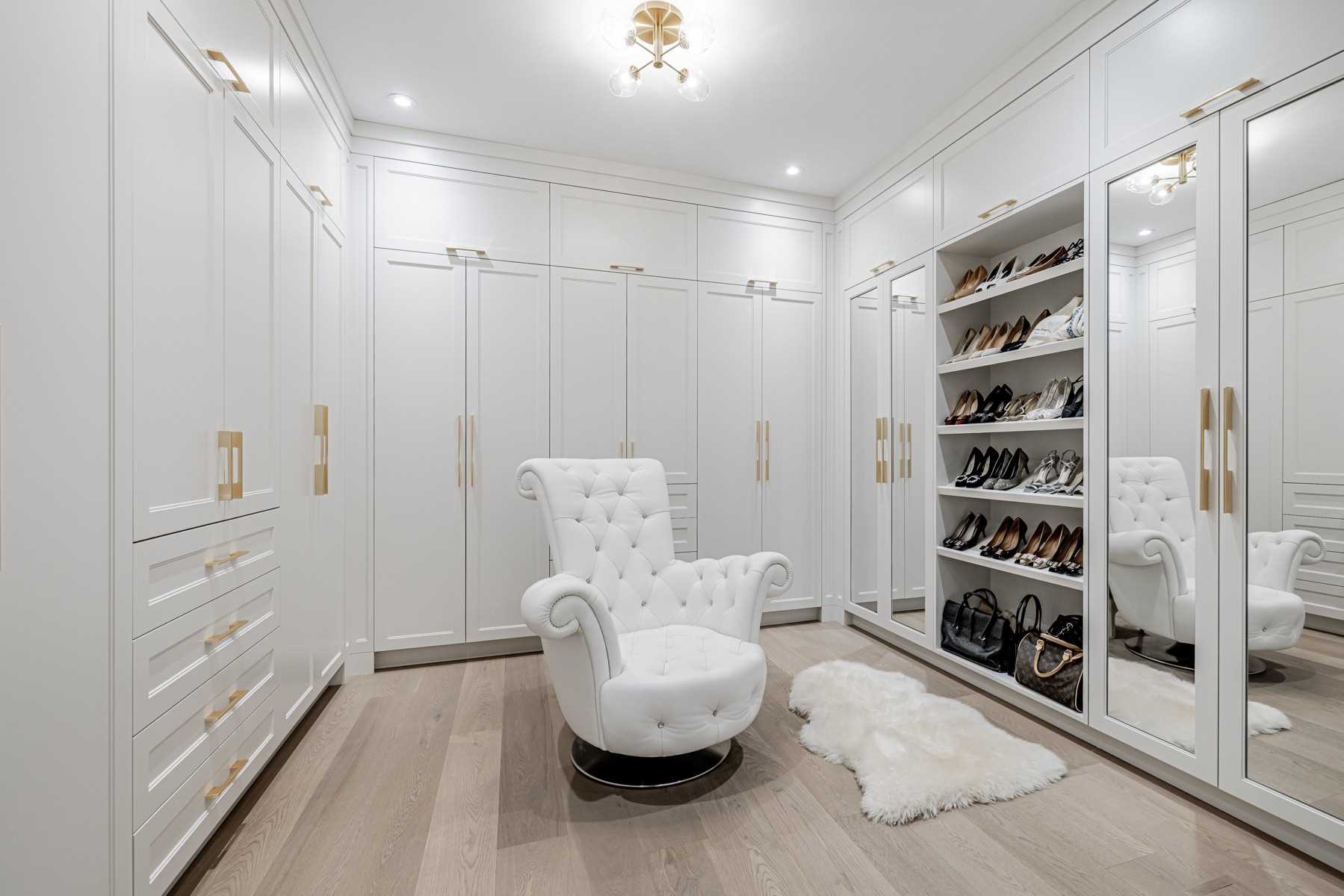 38 Dunn Dr