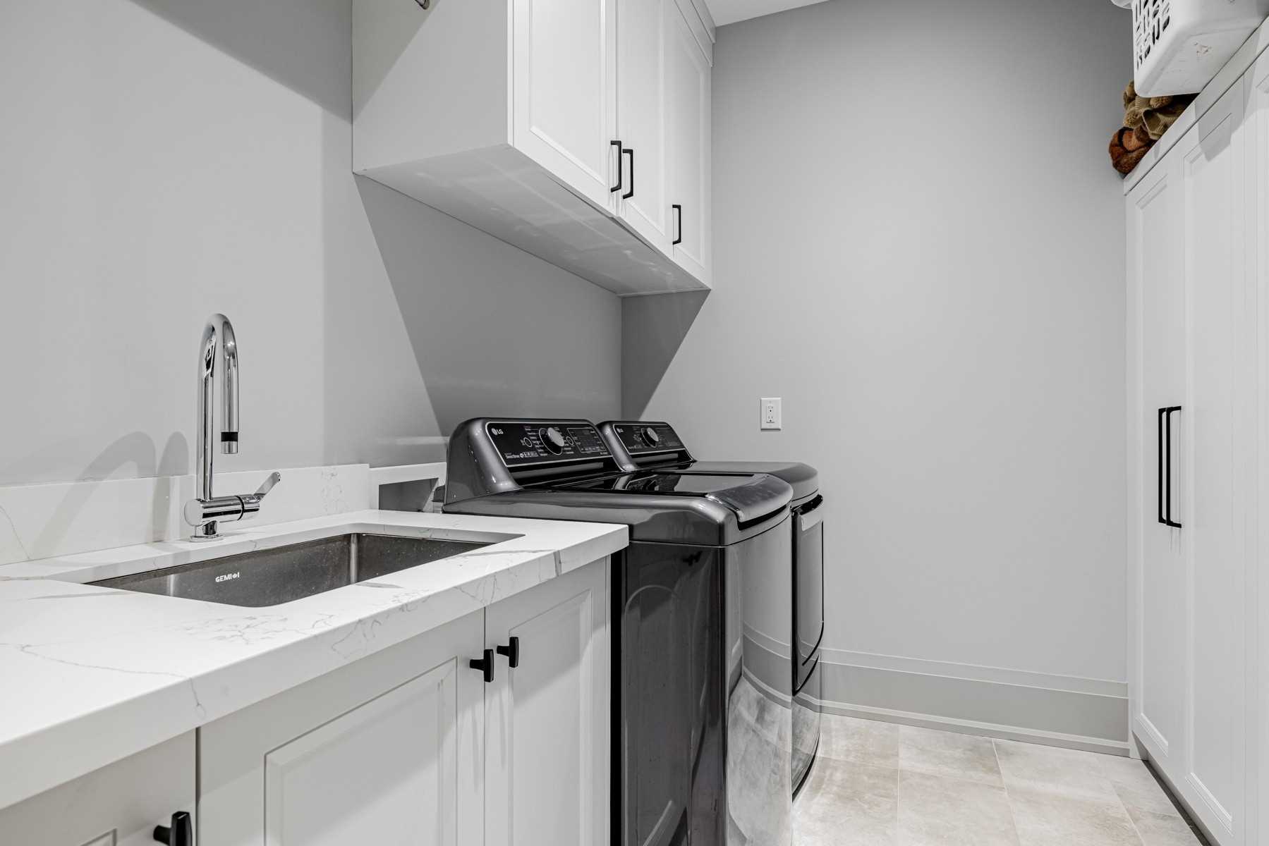 38 Dunn Dr