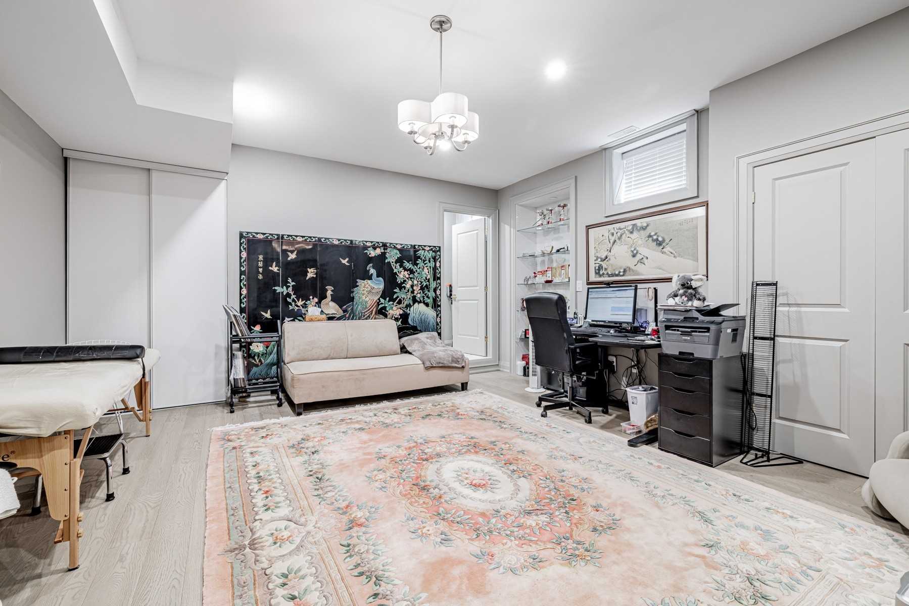 38 Dunn Dr