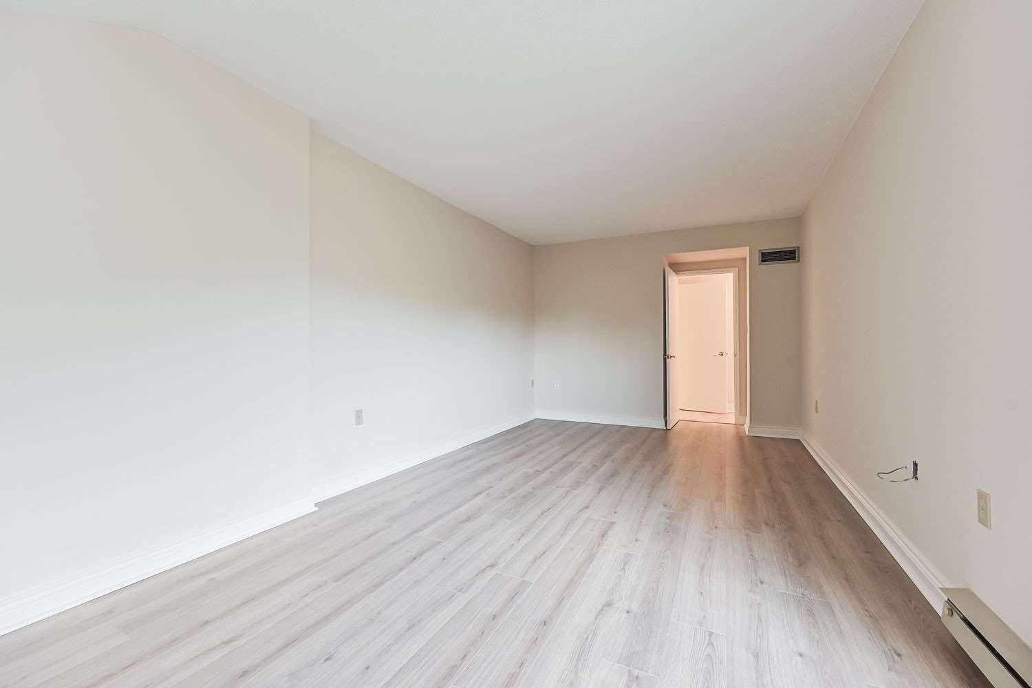 100 Anna Russell Way, #Ph19