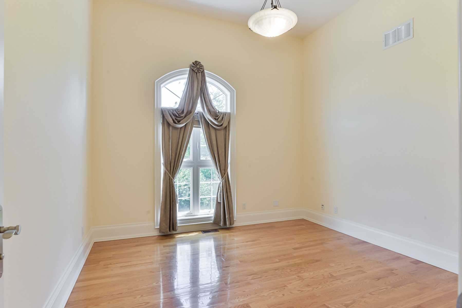 Listing N5797732 - Large Photo # 33