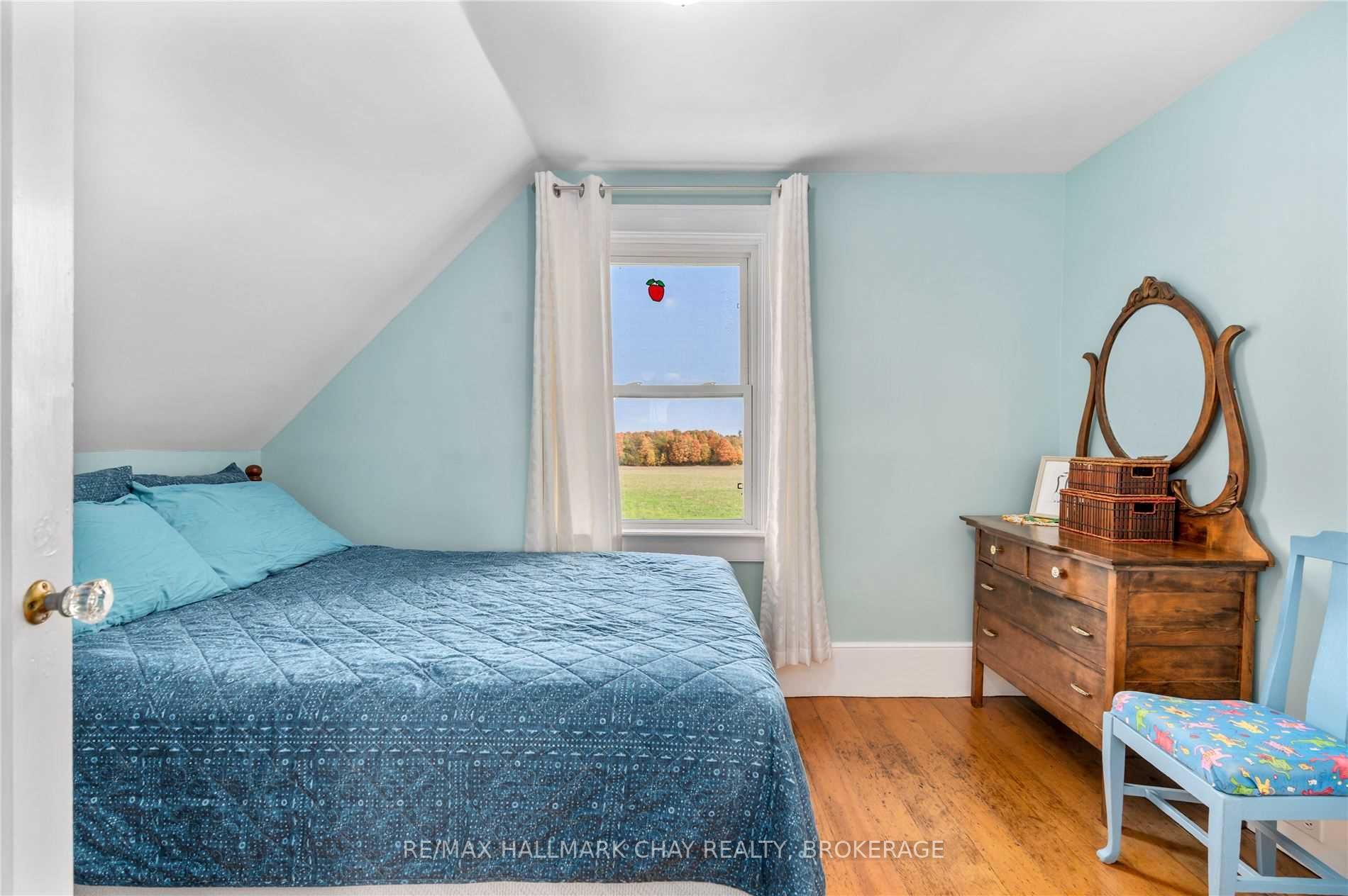Listing N5798150 - Large Photo # 25