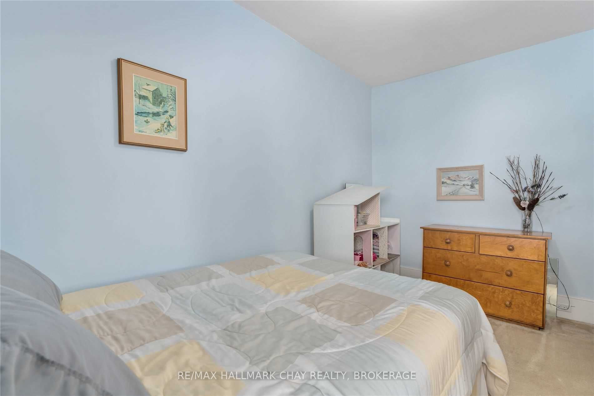 Listing N5798150 - Large Photo # 22