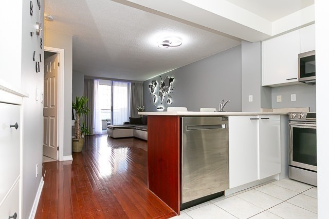 310 Red Maple Road, #309