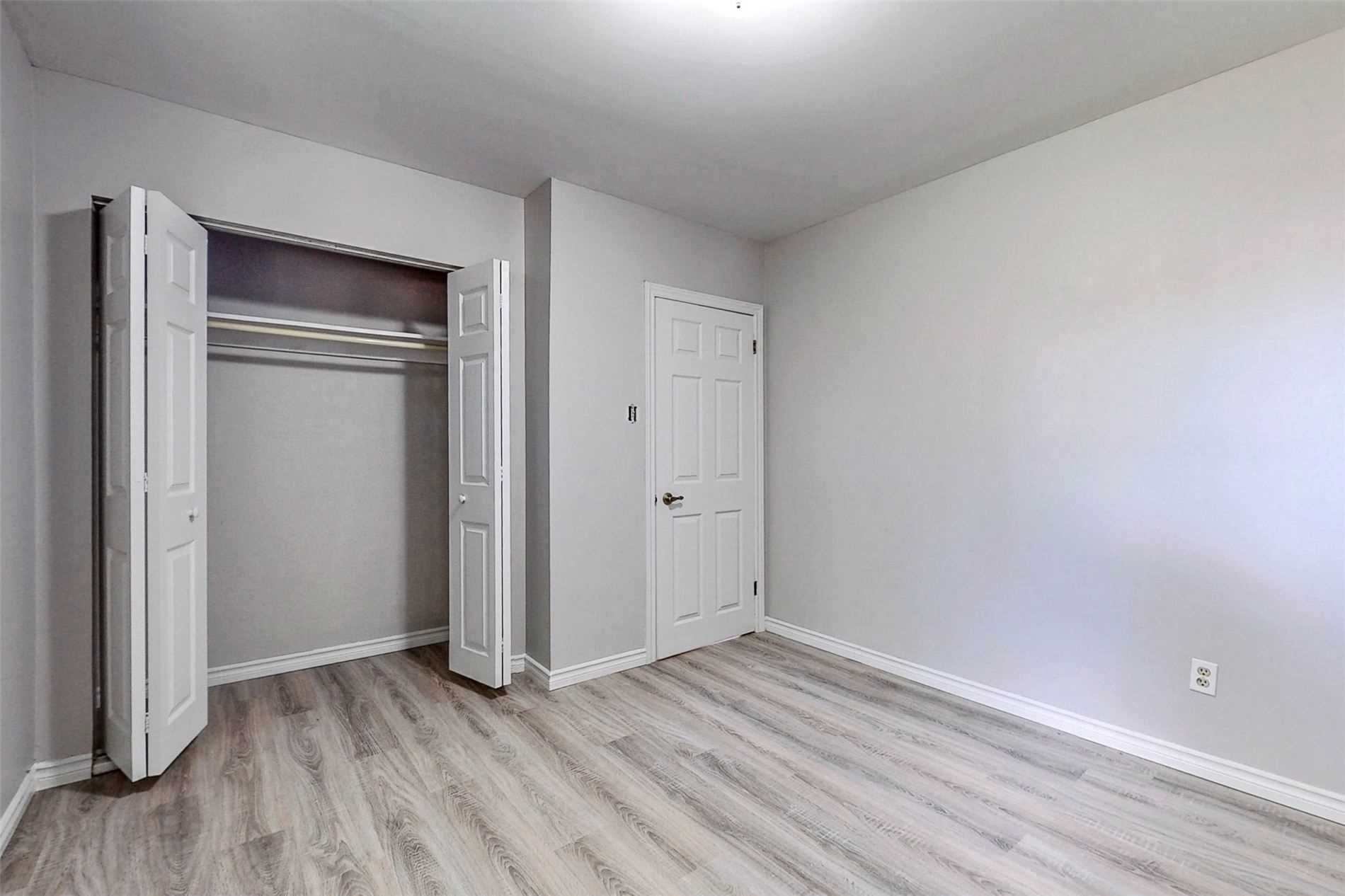 105 Aurora Heights Dr