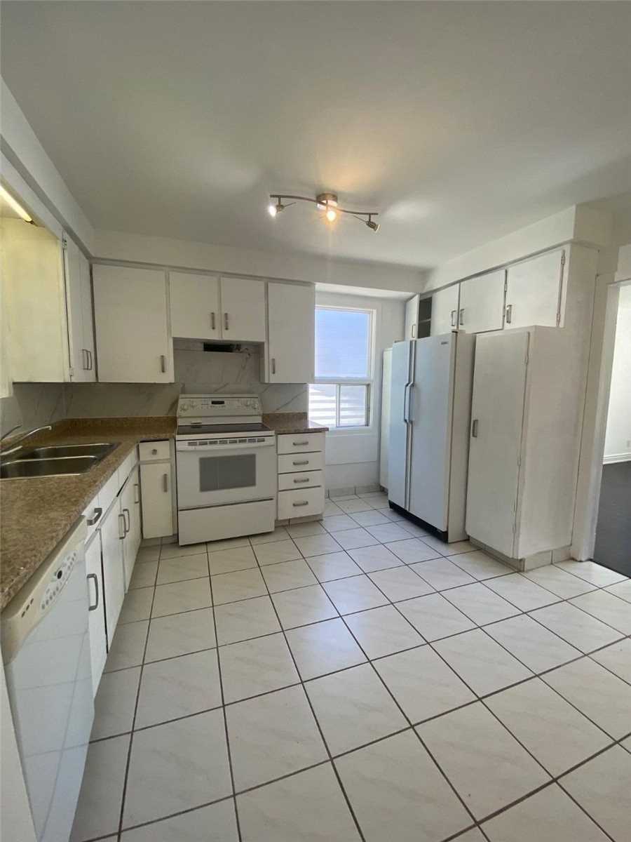 104 Highland Park Blvd