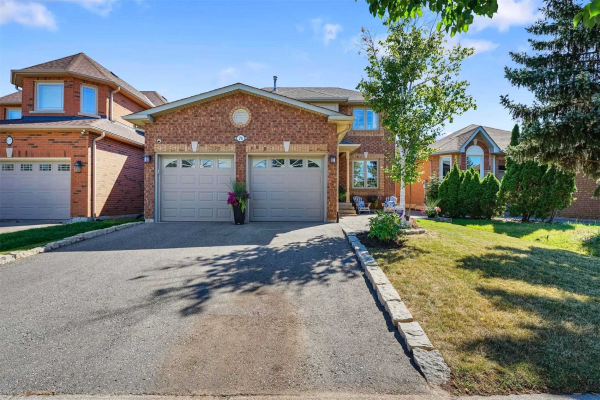 71 Glenkindie Ave, Vaughan
