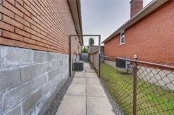 77 Toronto Street, #B