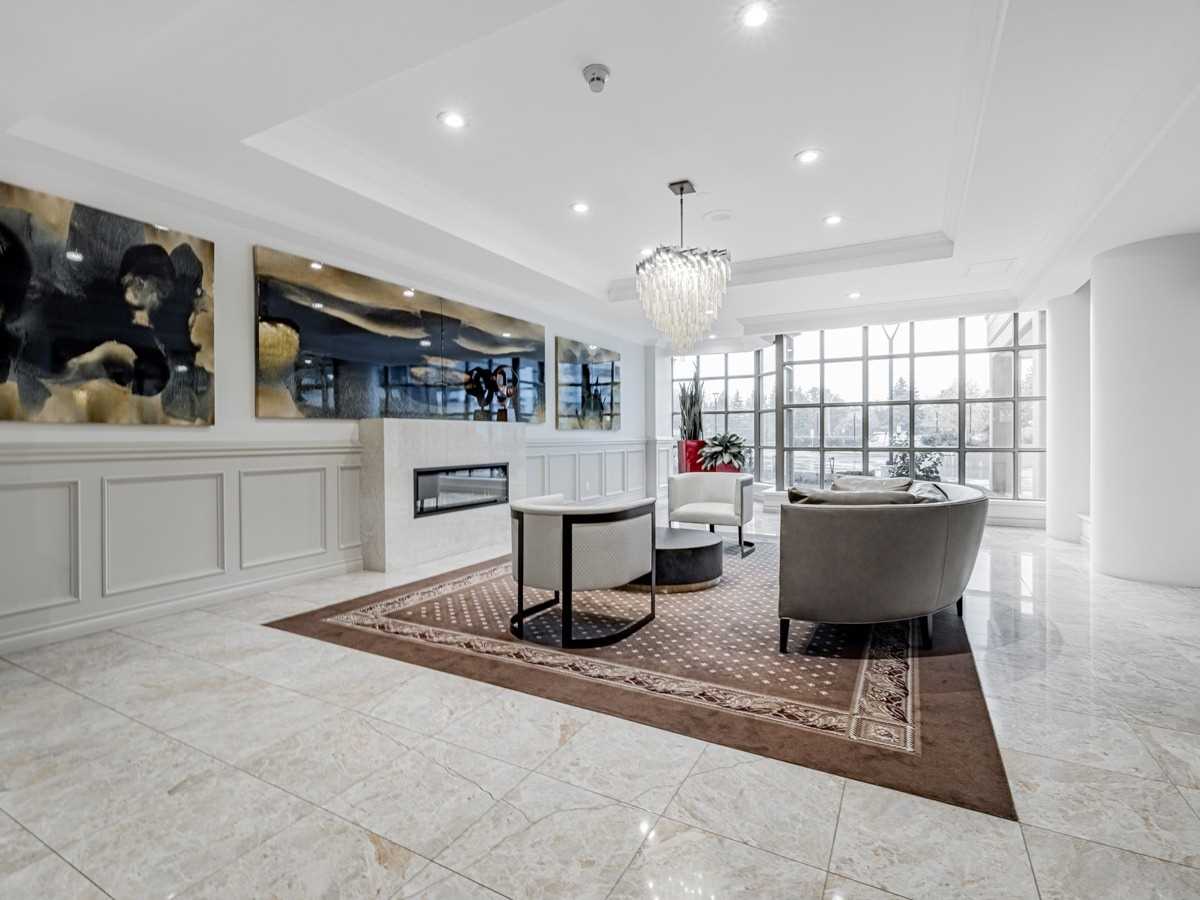 7 Townsgate Drive #1408