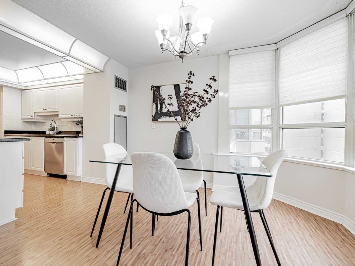 7 Townsgate Drive #1408