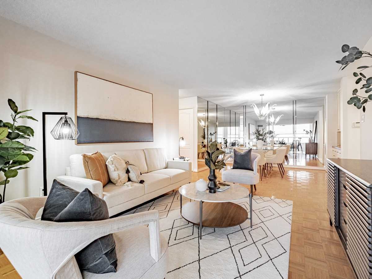 7 Townsgate Drive #1408