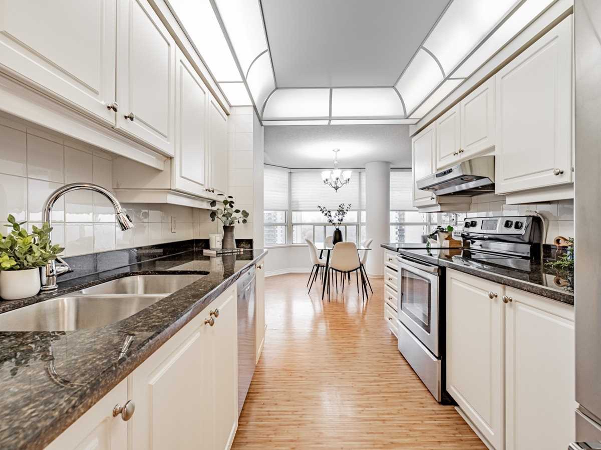 7 Townsgate Drive #1408