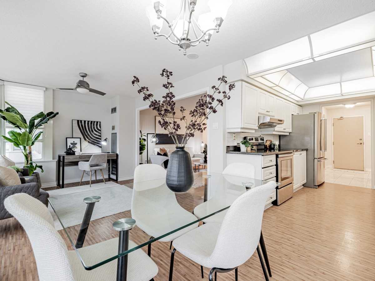 7 Townsgate Drive #1408