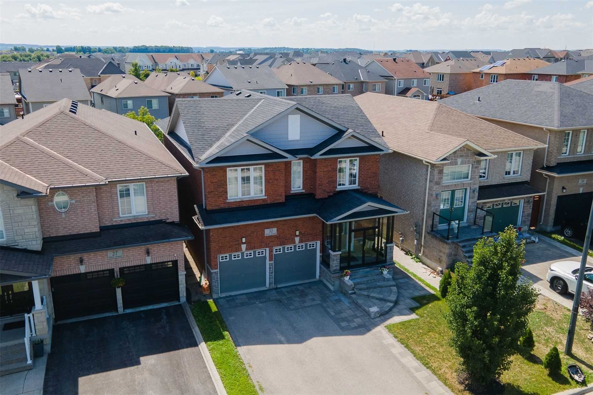 31 Weir St
