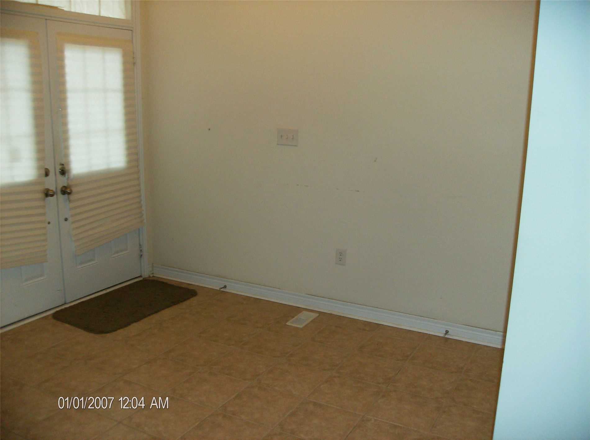 Listing N5814137 - Large Photo # 5
