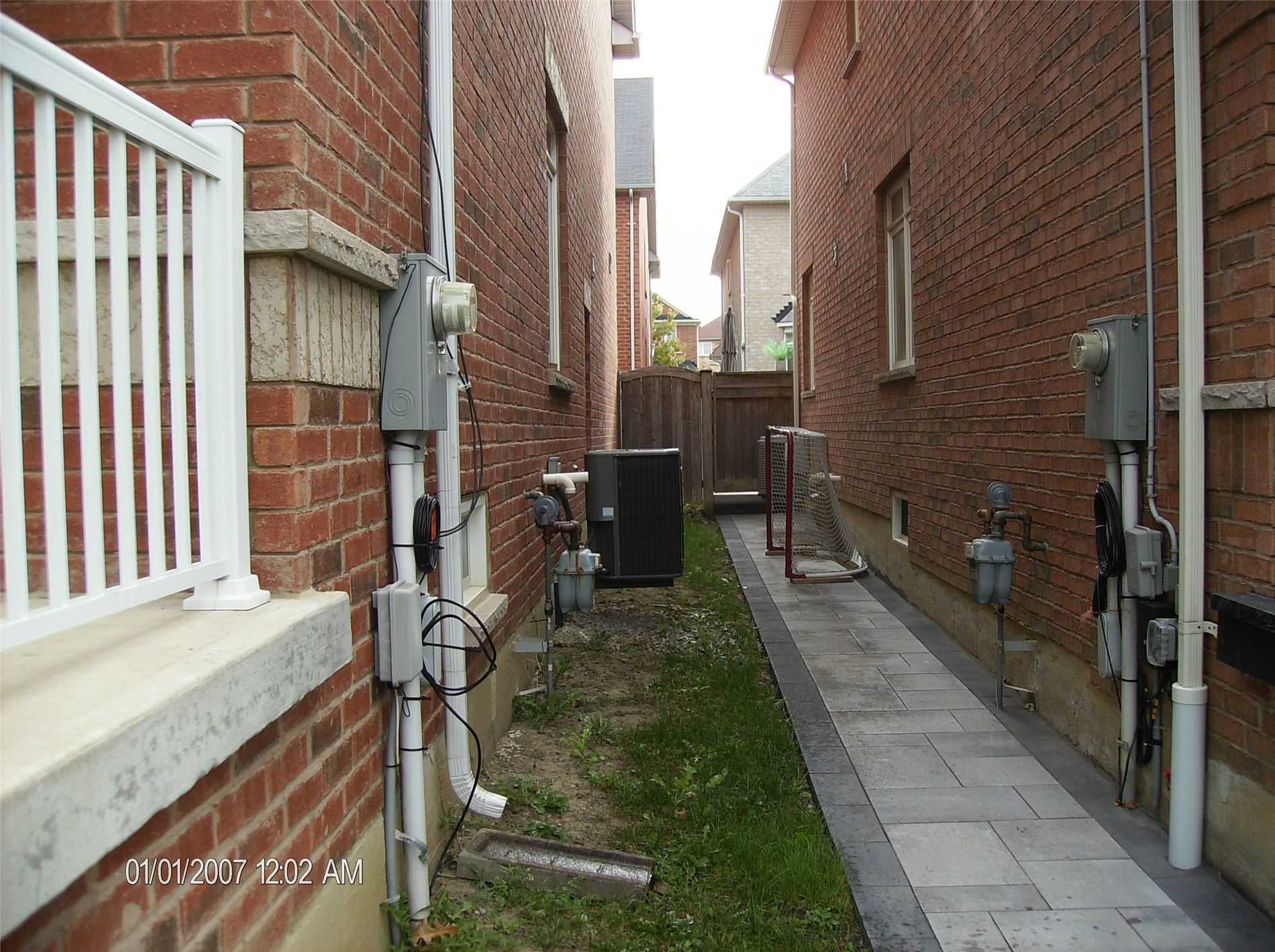Listing N5814137 - Large Photo # 2
