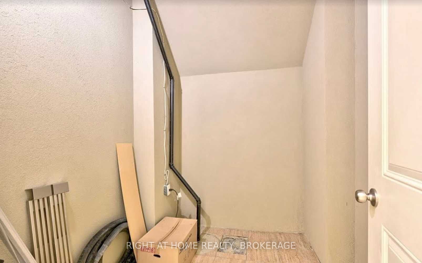 Listing N5814953 - Large Photo # 15
