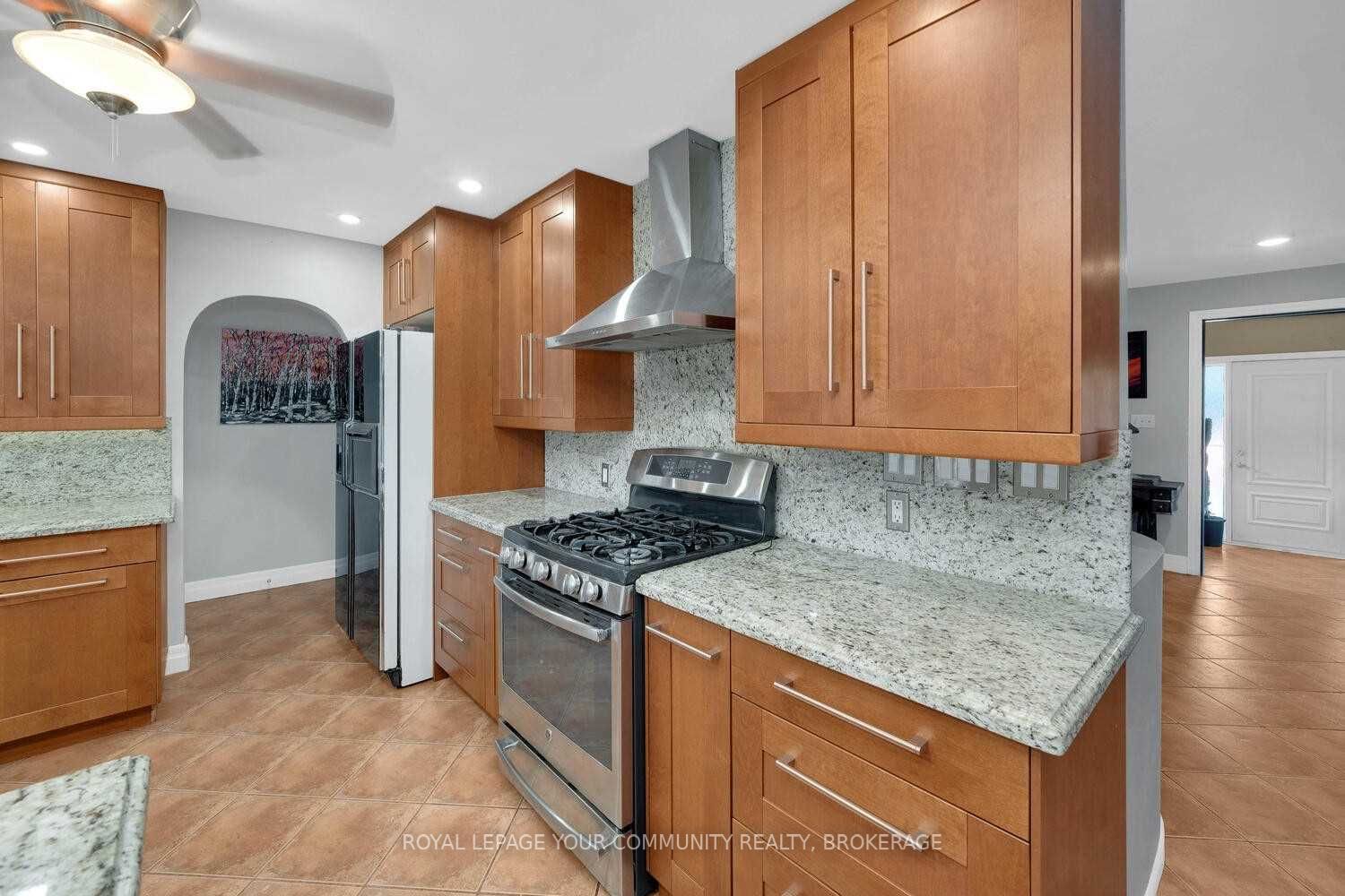 Listing N5818509 - Large Photo # 11