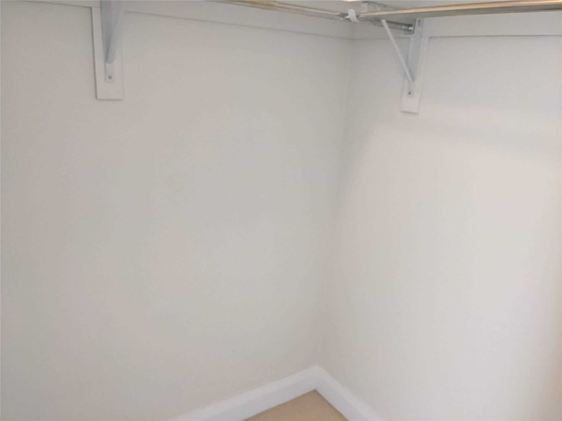 520 Steeles Ave W, #1102