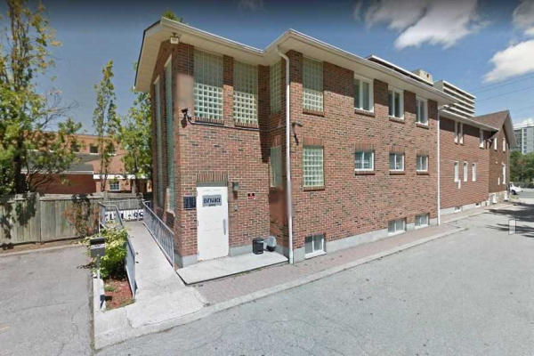 8054 Yonge St, Vaughan