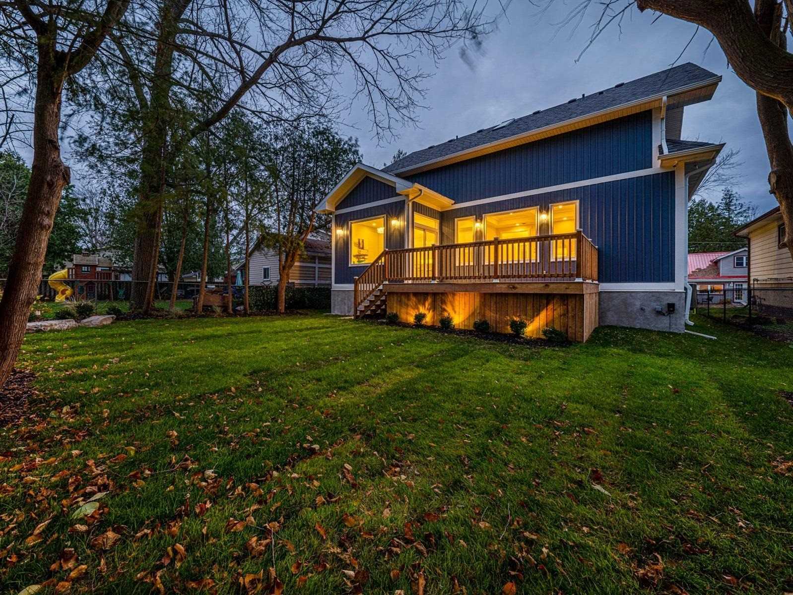 9 Riley Avenue