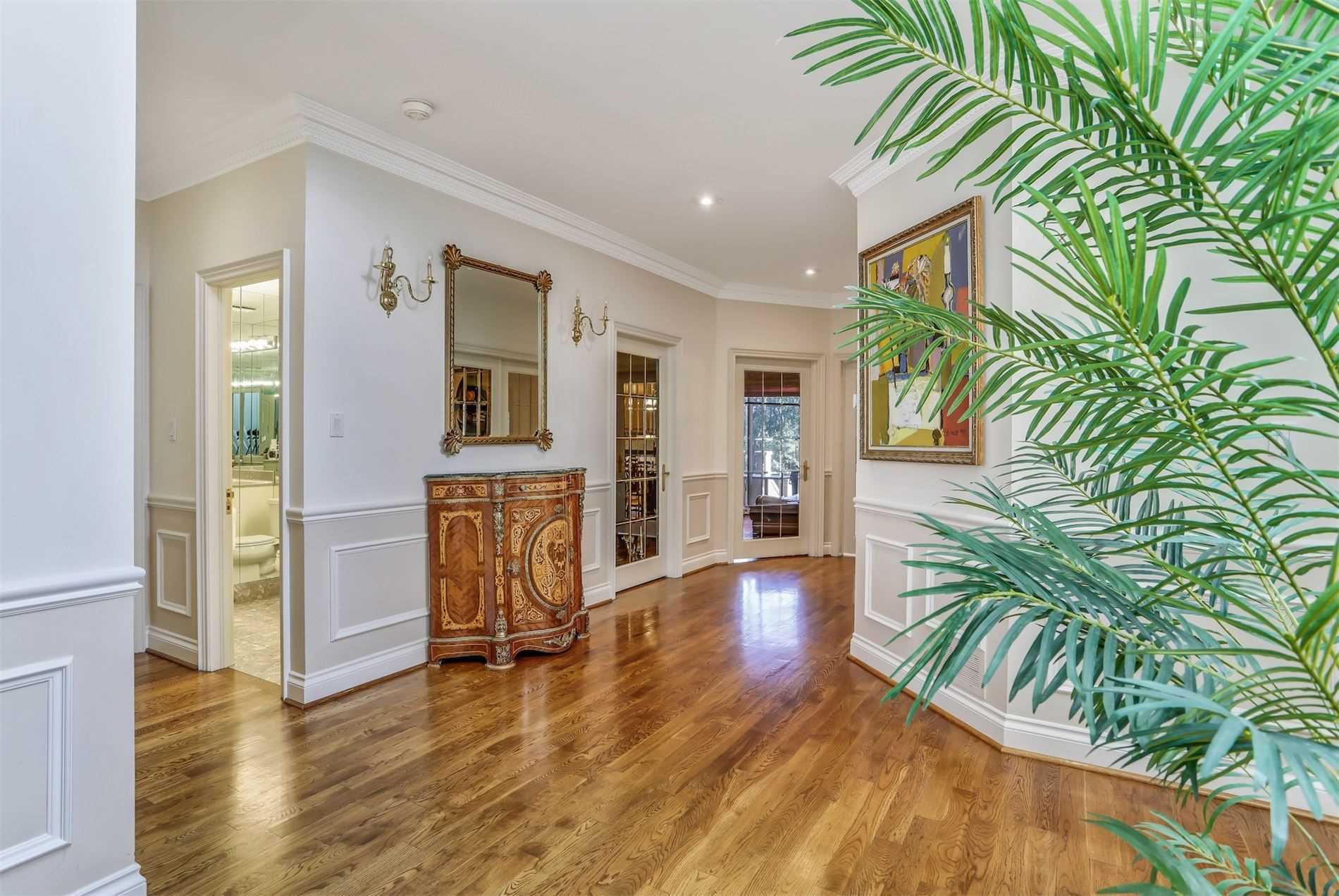 3 Tivoli Ave