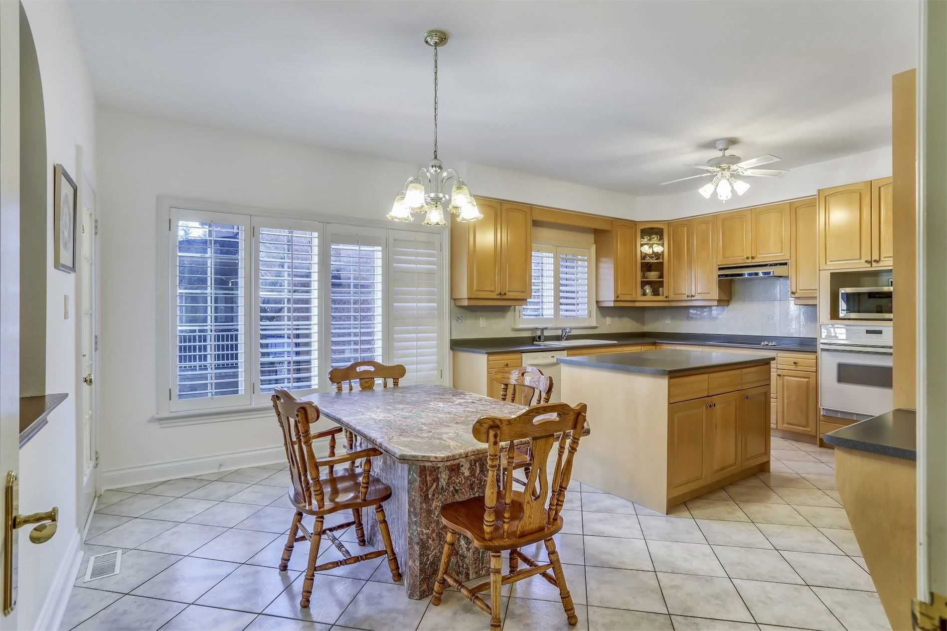 3 Tivoli Ave