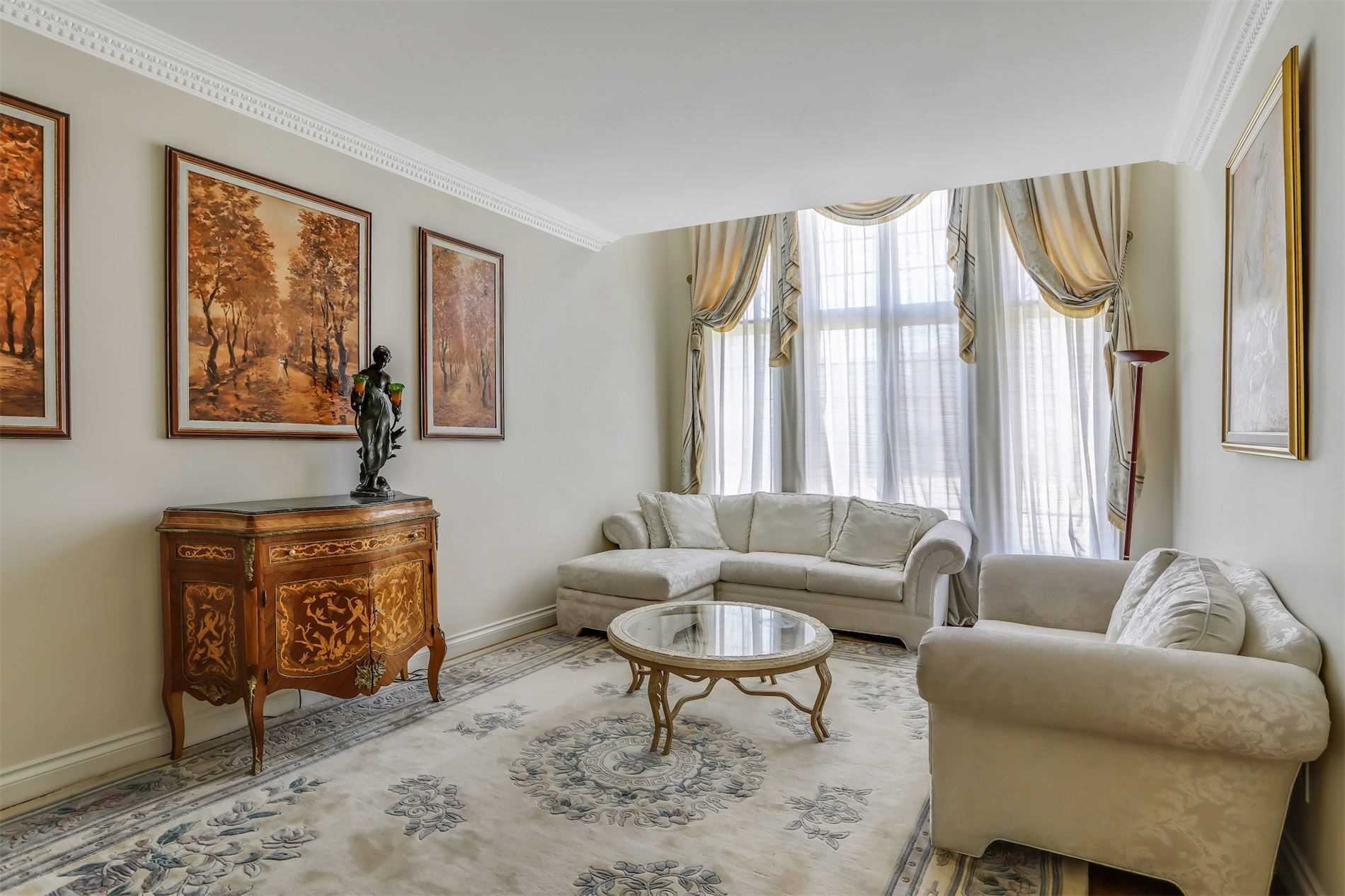 3 Tivoli Ave