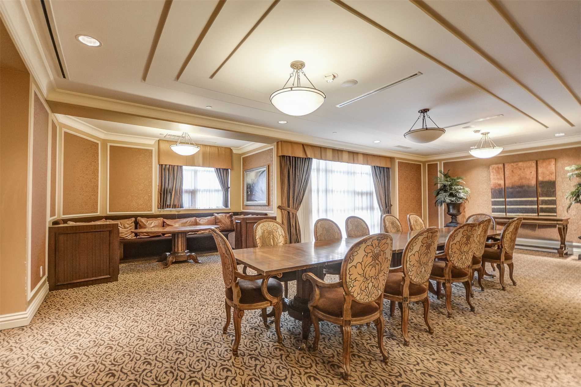 9235 Jane St, #1505