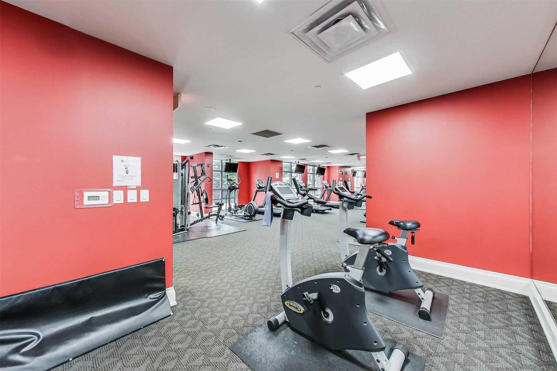 9225 Jane Street, #504