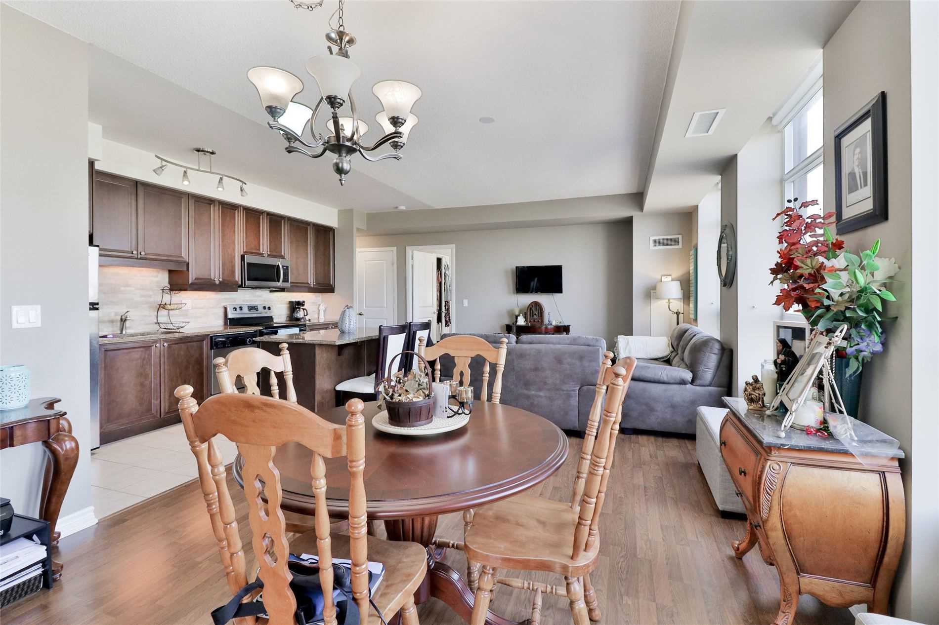 9225 Jane Street, #504