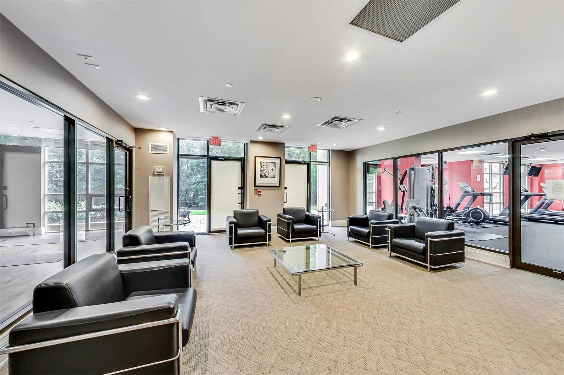9225 Jane Street, #504